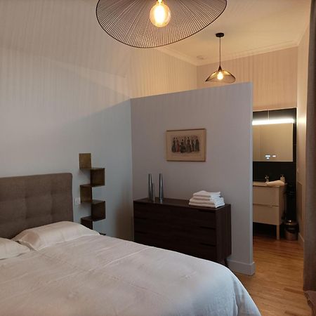 La Maison Du Soleil L'Isle-Jourdain  Ngoại thất bức ảnh