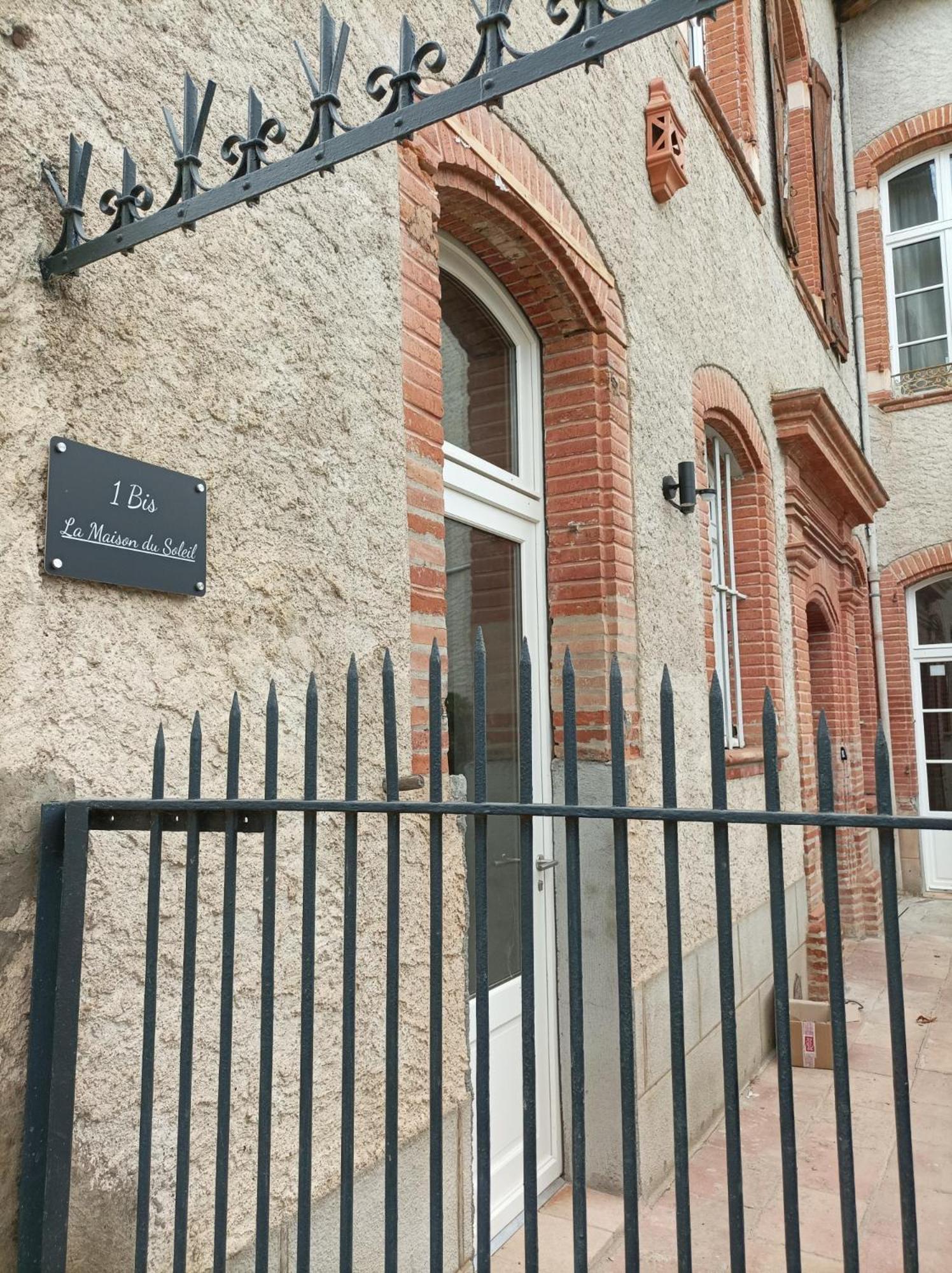 La Maison Du Soleil L'Isle-Jourdain  Ngoại thất bức ảnh