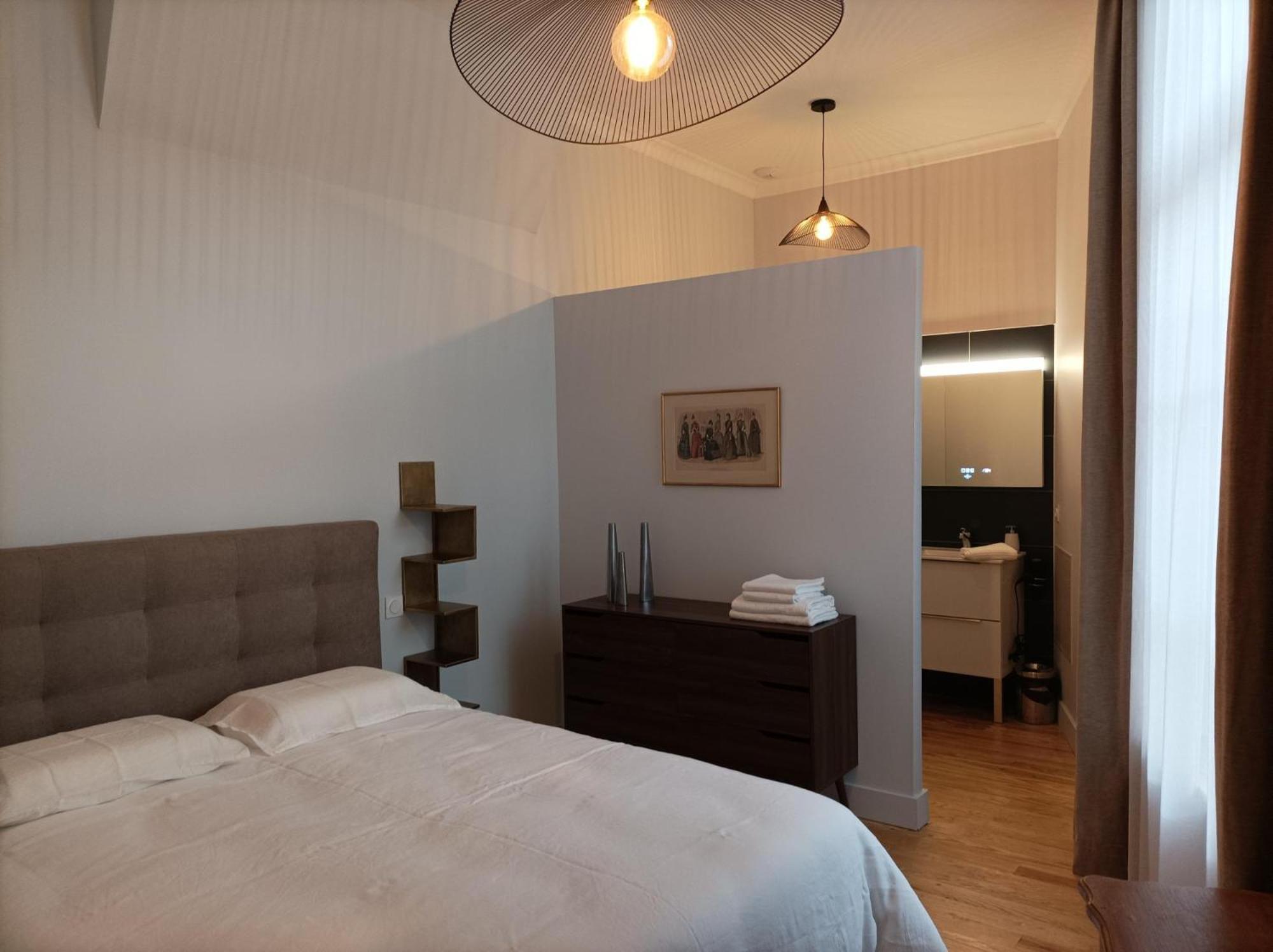La Maison Du Soleil L'Isle-Jourdain  Ngoại thất bức ảnh